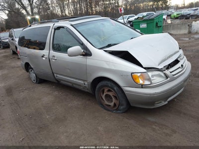 TOYOTA SIENNA 2002