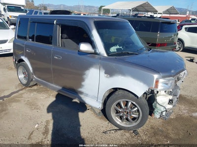 SCION XB 2006