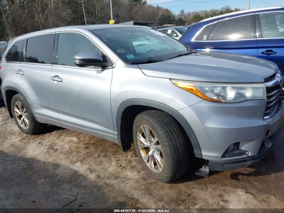TOYOTA HIGHLANDER 2015