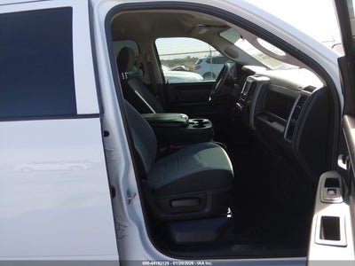 RAM 1500 CLASSIC 2023