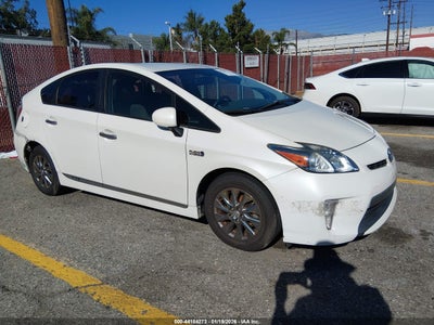 TOYOTA PRIUS PLUG-IN 2014