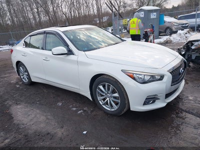 INFINITI Q50 2015