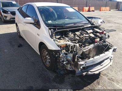 TOYOTA PRIUS PRIME 2019