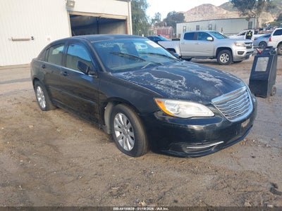 CHRYSLER 200 2013