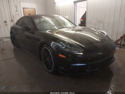 PORSCHE PANAMERA 2018