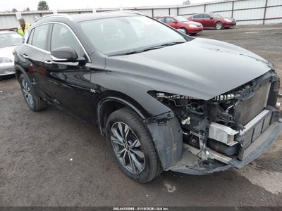 INFINITI QX30 2017
