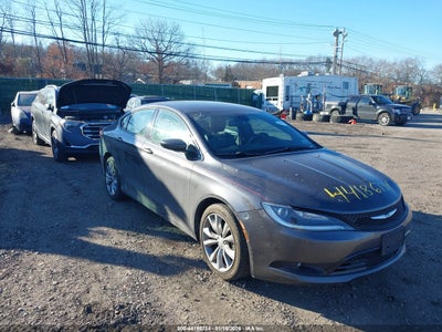CHRYSLER 200 2015