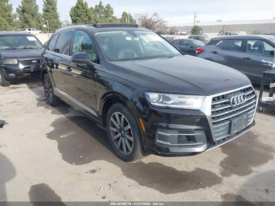AUDI Q7 2017
