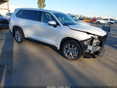 TOYOTA GRAND HIGHLANDER 2025