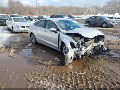 FORD FUSION HYBRID 2019