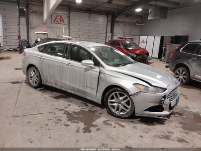 FORD FUSION HYBRID 2015