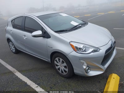 TOYOTA PRIUS C 2015