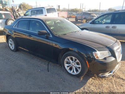 CHRYSLER 300 2015
