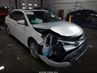 TOYOTA AVALON HYBRID 2018