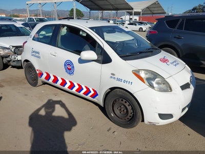 TOYOTA YARIS 2011