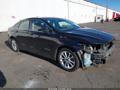 FORD FUSION HYBRID 2019