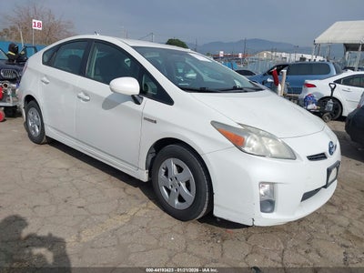 TOYOTA PRIUS 2011