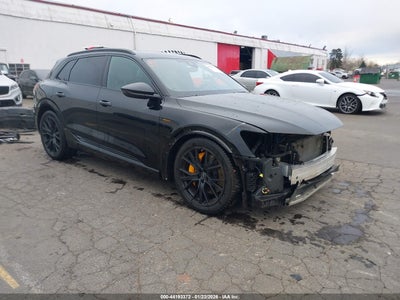 AUDI E-TRON 2022