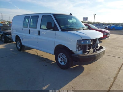 GMC SAVANA CARGO 2024