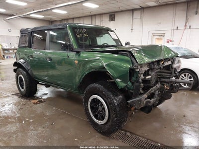 FORD BRONCO 2022