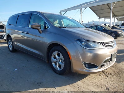 CHRYSLER PACIFICA HYBRID 2018