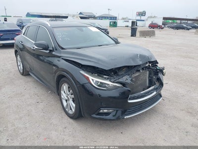 INFINITI QX30 2017