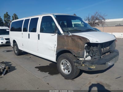 CHEVROLET EXPRESS 3500 2017