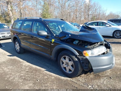 VOLVO XC70 2005