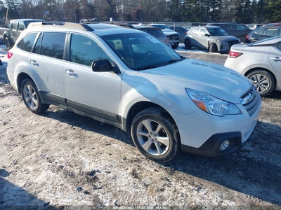 SUBARU OUTBACK 2013