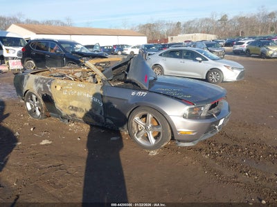FORD MUSTANG 2010