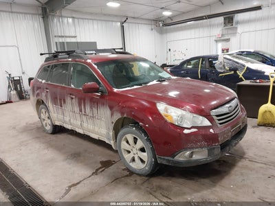 SUBARU OUTBACK 2012