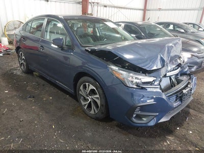 SUBARU LEGACY 2025