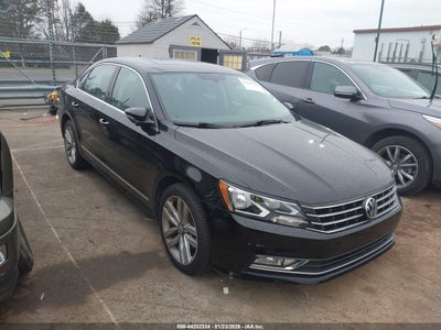 VOLKSWAGEN PASSAT 2016