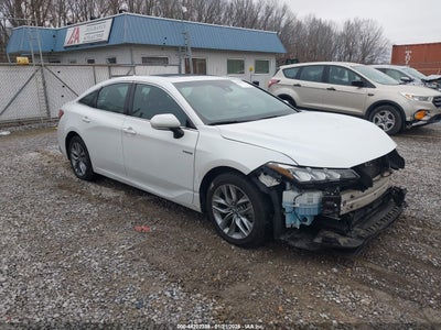 TOYOTA AVALON HYBRID 2020