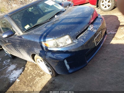 SCION SCION XB 2013