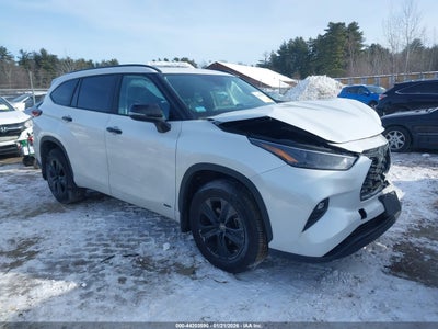 TOYOTA HIGHLANDER HYBRID 2025