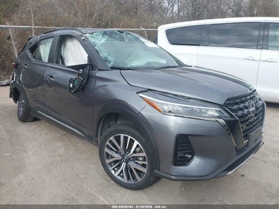 NISSAN KICKS 2024