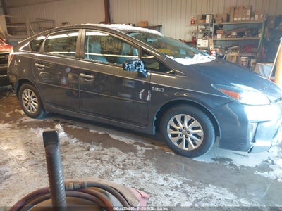 TOYOTA PRIUS PLUG-IN 2012