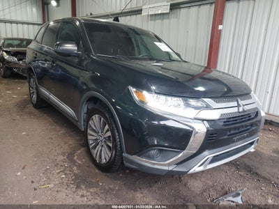 MITSUBISHI OUTLANDER 2019