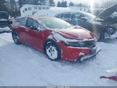 TOYOTA PRIUS 2024