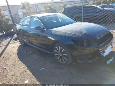 AUDI A4 2021