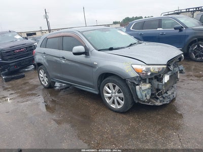MITSUBISHI OUTLANDER SPORT 2015