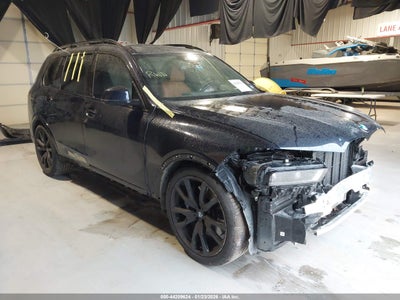 BMW X7 2024