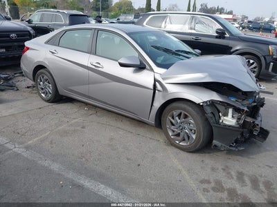 HYUNDAI ELANTRA 2024