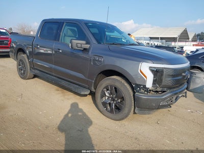 FORD F-150 LIGHTNING 2023