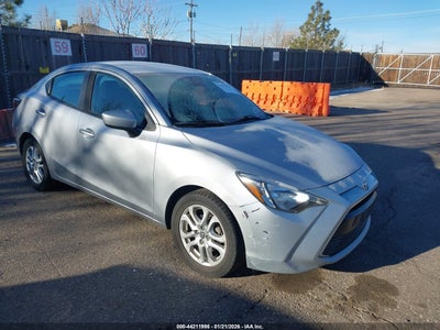 TOYOTA YARIS IA 2017