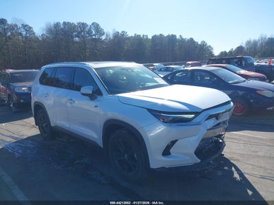 TOYOTA GRAND HIGHLANDER 2024