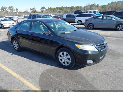 TOYOTA CAMRY 2011