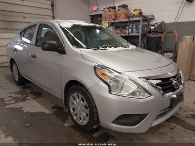 NISSAN VERSA 2015