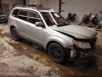 SUBARU FORESTER 2012